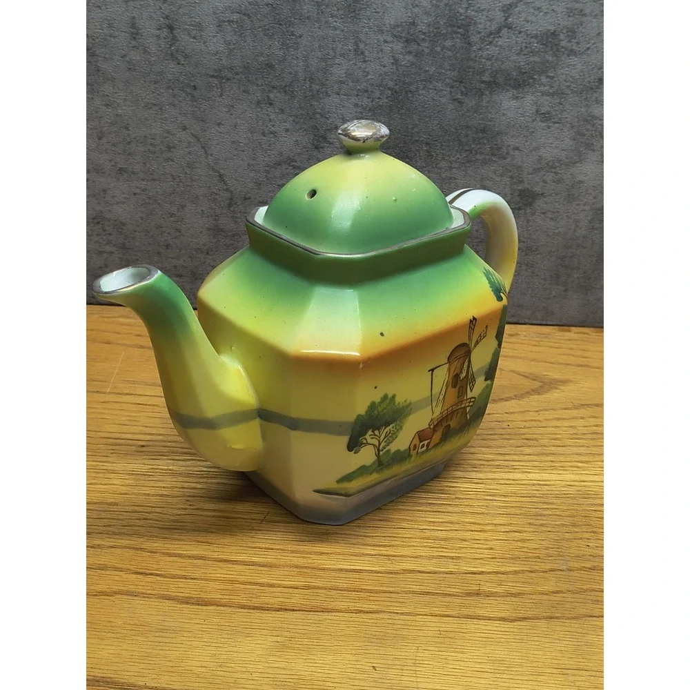 Vintage Hand Painted‎ Teapot Windmill Made in Japan